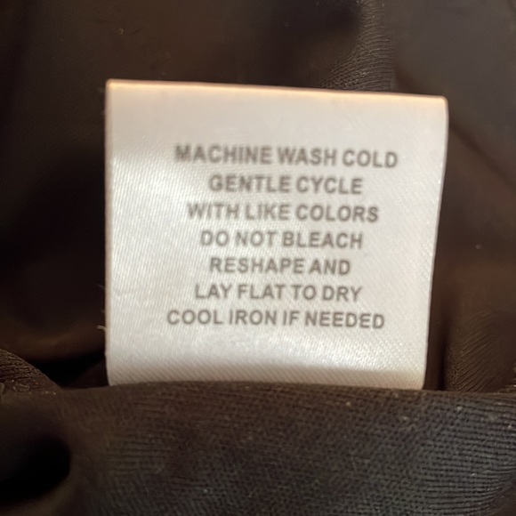 Luna Rae sleeveless illusion neck swing top - Picture 4 of 4